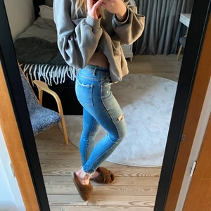 Zara jeans - Mid waist jeans från zara⚡️