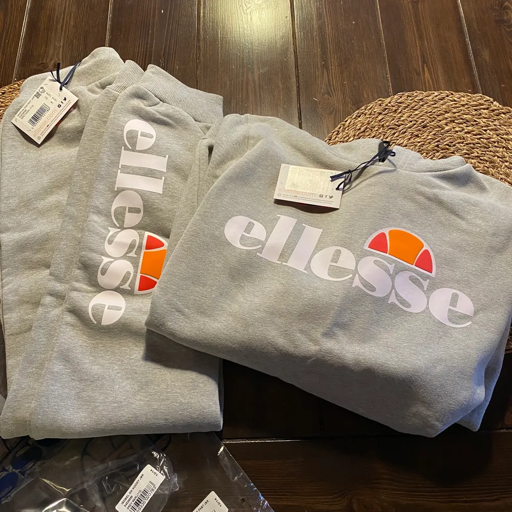 Helt nytt Ellesse joggingset i stl 158-164 ( 13-14 år ) Aldrig använt. . Hoodies.