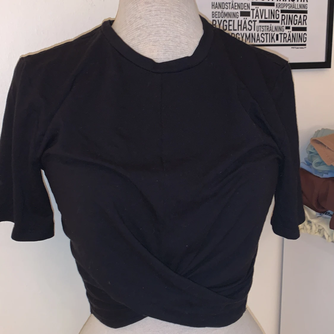 Fin topp med detaljer.