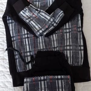 Two piece outfit size L - It a new two piece am selling it very comfortable for spring wear or Autumn if you are interested pm