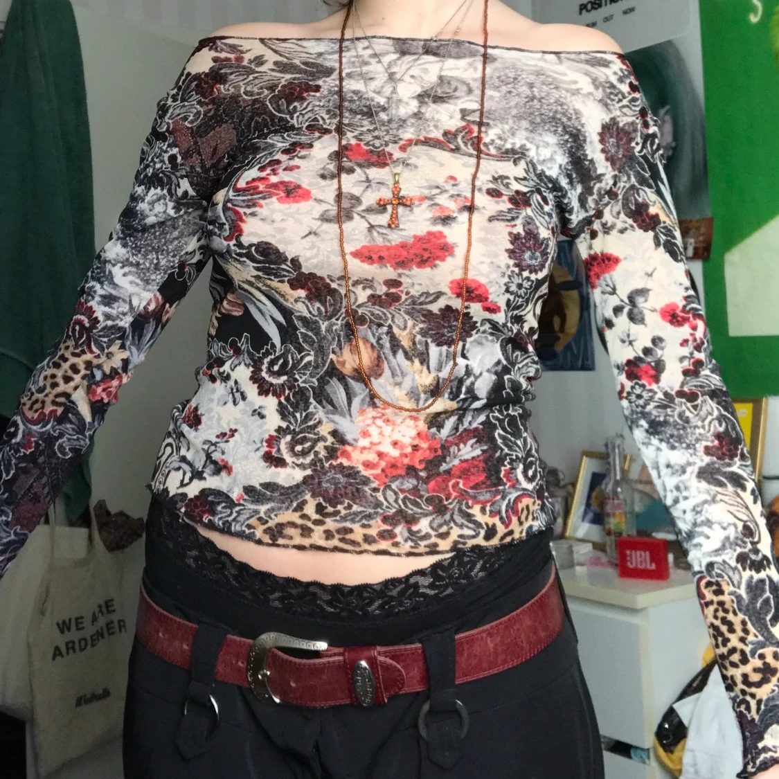 Långärmad meshliknande tröja - 90