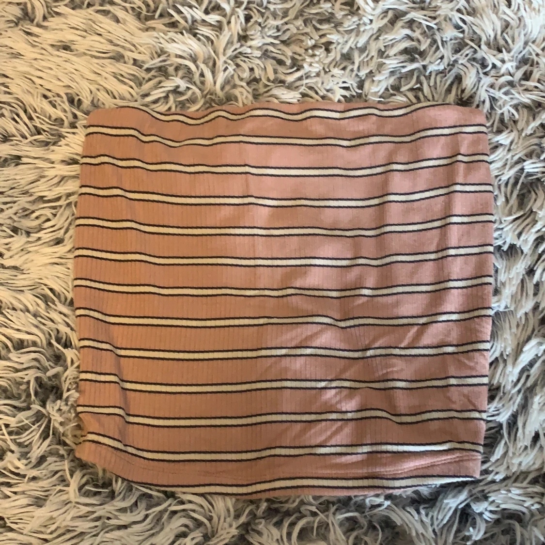 Smutsrosa bandeautop med svarta och vita ränder, Storlek S - 90