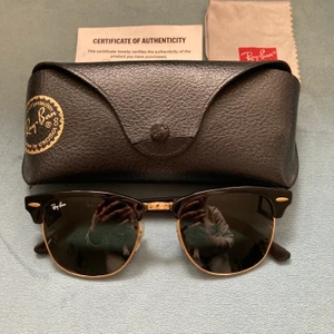 Ray Ban solglasögon  - Äkta Ray Ben solglasögon, clubmaster modell . 