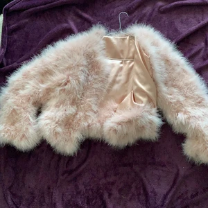 Päls jacka  - Nyskick jacka använd fåtal gånger