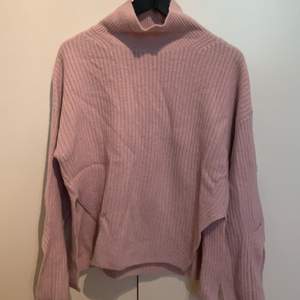 Soft goat tröja i 100% cashmire, rosa färg, som ny. 