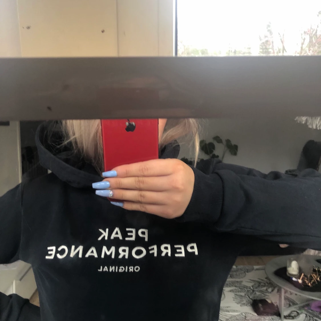 Peak performance hoodie - 91