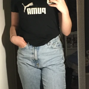 Puma tröja i storlek xs - Fin och simpel tröja från puma, bra skick🥰