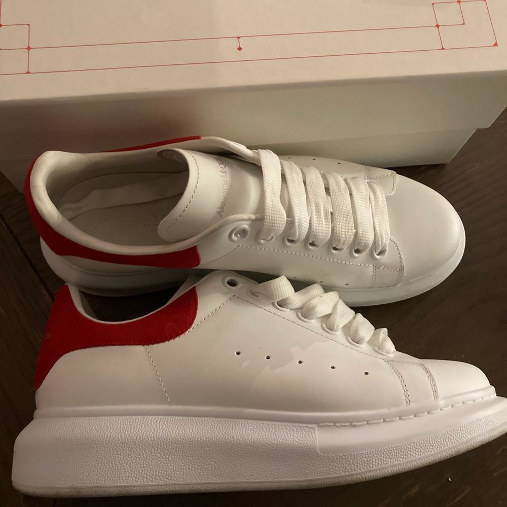 Alexander McQueen sneakers 39 | Plick 