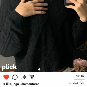 Söker! Blå tröja från pieces  - Söker en sån här tröja från pieces fast mörkblå!💗 om du har/ säljer kontakta mig💗 pris kan diskuteras med vill helst inte gå över 200kr + 66kr spårar frakt💗 är också villig att byta mot flera saker!💗