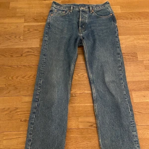 Weekday Space jeans. Storlek 27/32 - Skit snygga space weekday jeans. 