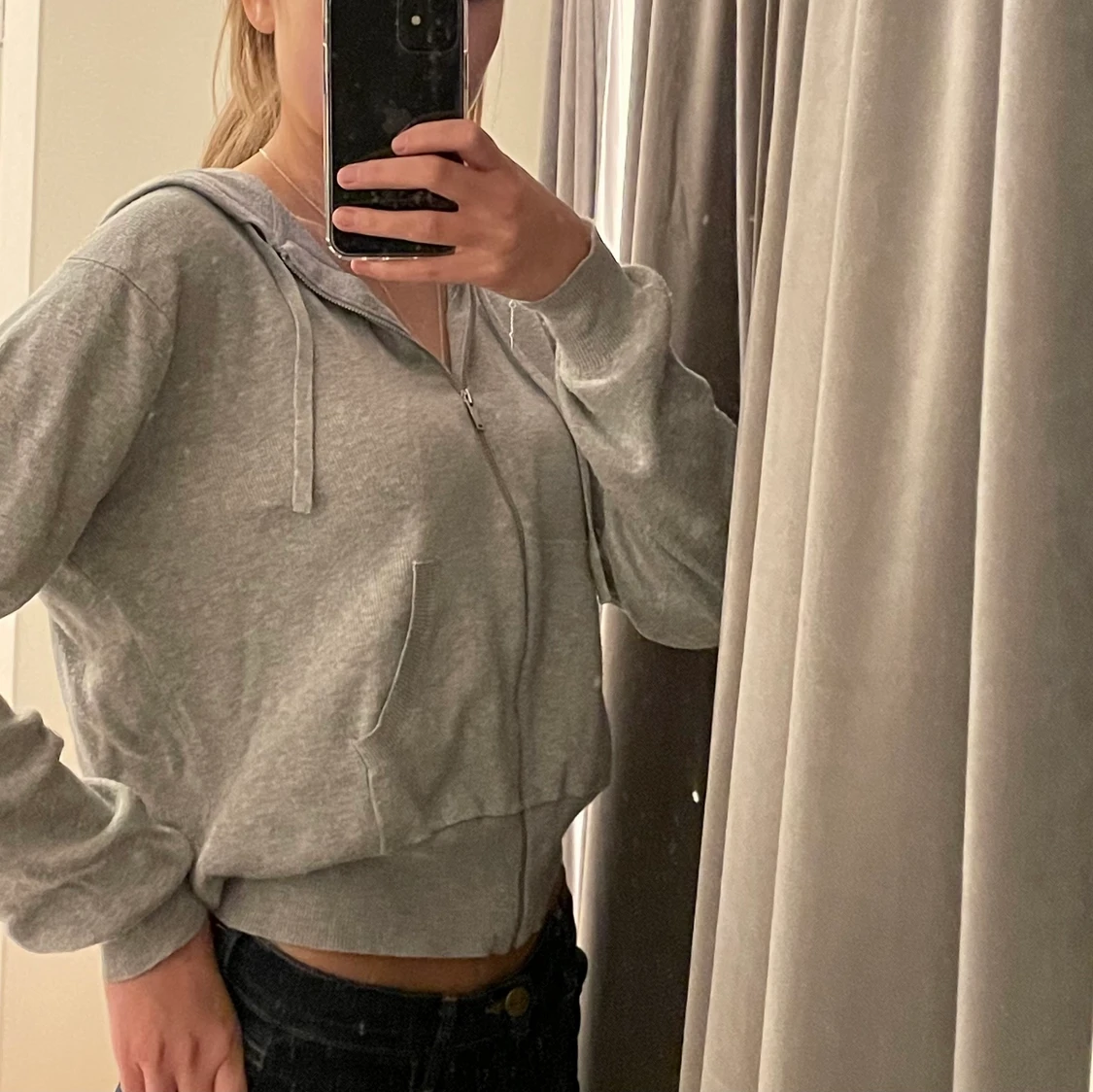 Grå kofta strl small