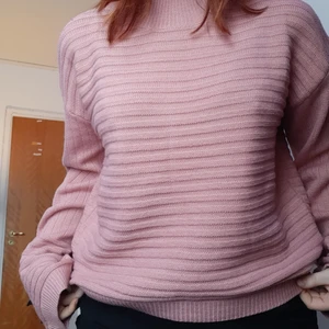 Light pink turtle neck top S/M - A little bit  over a year old, have been worn twice( not outside), for me I just didnt like the neck, you can fold it a bit, loose and comfy material.