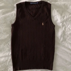 Väst - Brun Polo Ralph lauren väst, passar till xs-m