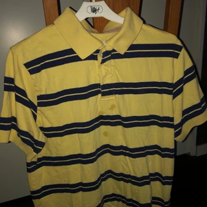 Dressman retro T-shirt strl S - Står L men är mer S