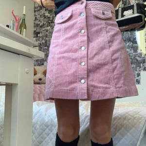 Rosa Manchester kjol - Supersöt kjol i bra skick🥰