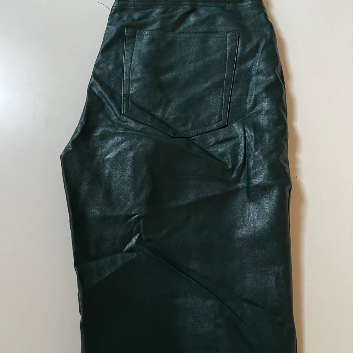 Gröna skinbyxor - 90