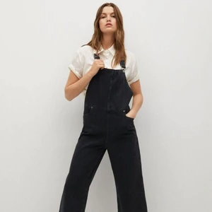 MANGO HÄNGSELBYXOR SLUTSÅLDA  - använd typ 3 gånger. Storlek L. Nypris 600kr