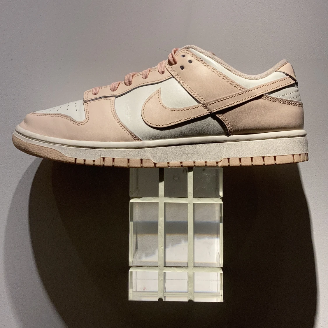 Nike Dunks Orange Pearl