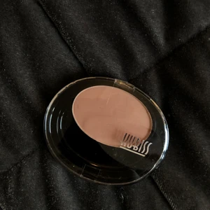 Puder - Puder från ”kubiss” helt oanvänd, köpte i somras!