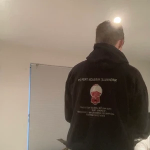 Vintage hoodie - Riktigt snygg hoodie som passar till det mesta! Inga hål eller liknande. 