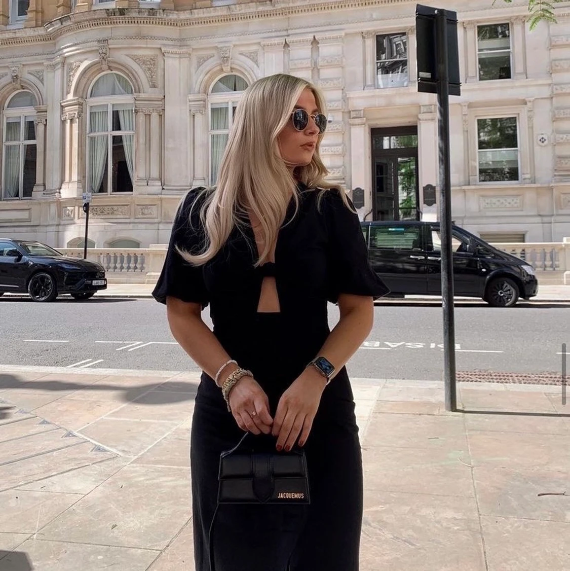 SÖKER HM SVART KLÄNNING  - 90