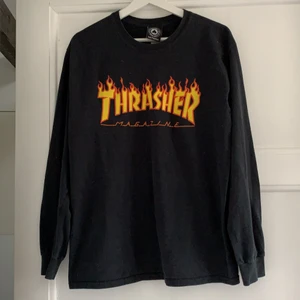 Thrasher tröja  - Säljer min thrasher tröja då den inte är min stil längre. Använda ett fåtal gånger och är i bra skick 