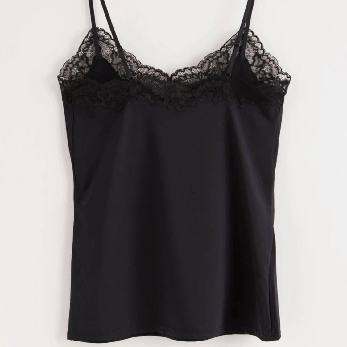 linne i silke, med spets - 91