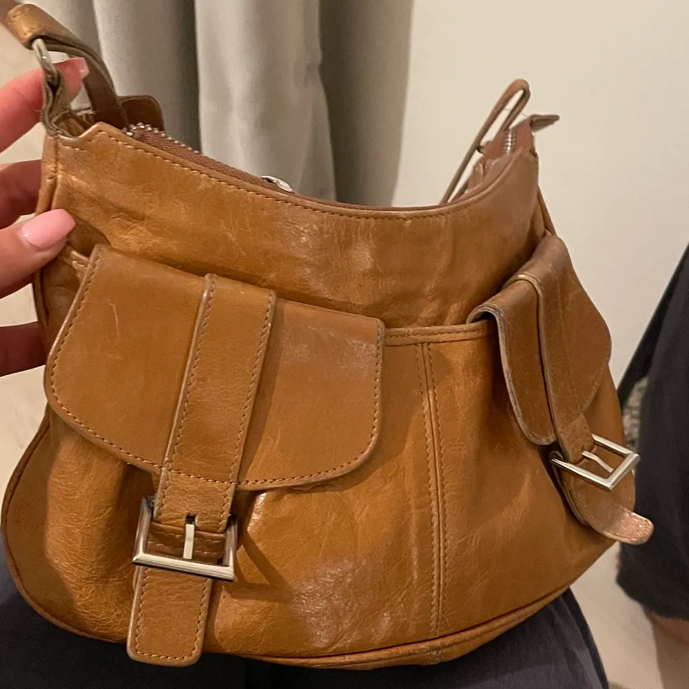 Supersnygg ”vintage” väska i ljusbrun färg!💖 Från McTaylor. 130kr utan frakt. Väskor.