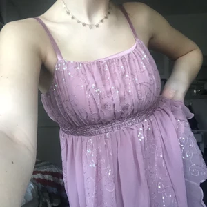 Rosa glittrigt linne  - Sitter som en xs, frakt tillkommer✨✨✨