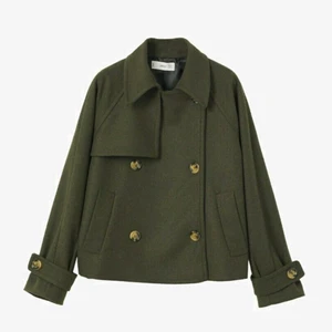 Mango jacka - Slutsåld Skepparkavaj från mango, nästan aldrig använd , storlek S❤️ köpt för 1299kr