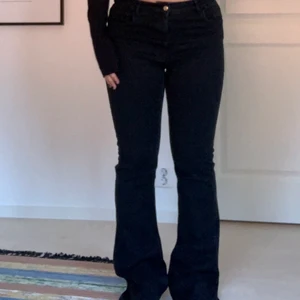 Bootcut jeans - Bra skick 