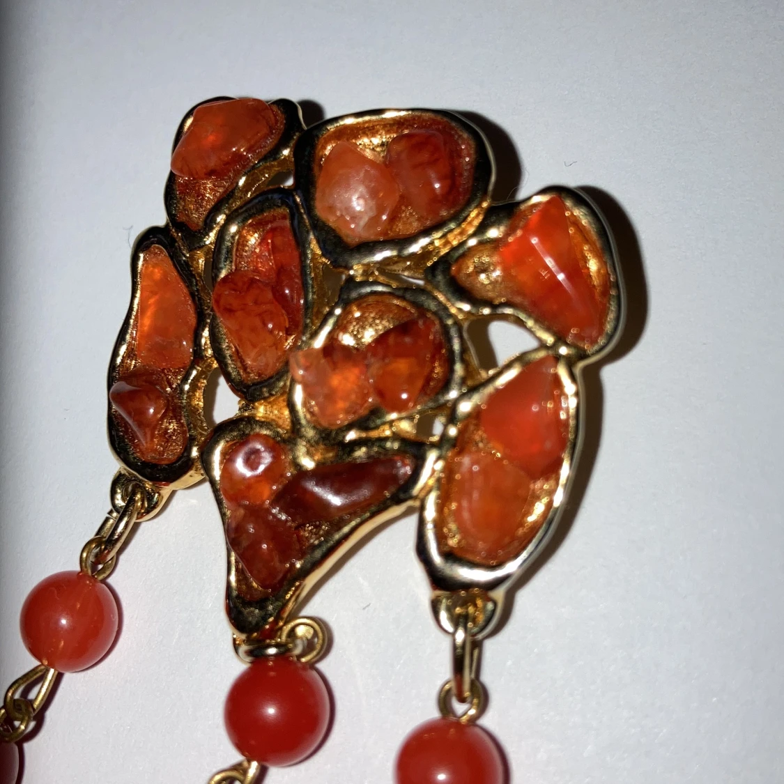 Brosch med pärlor - 91