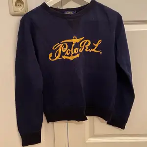 Sweatshirt från Polo ralph lauren, storlek xs. Säljer pga använder ej💕