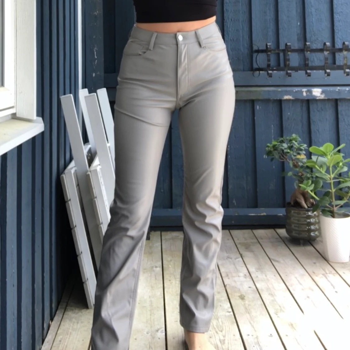 Weekday Voyage PU , faux leather byxa, strl.38