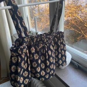 Zara topp - Knappt använd