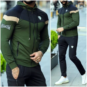 Adidas  - Det finns.s.m.xl.xxl 