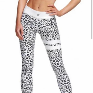 Stronger tights  - Super fina stronger tights med leopard mönster, Knappt använda❤️ nypris cirka 799