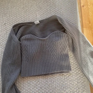 Zara - Säljer detta sett från zara, använd en gång. Köp direkt för 370+frakt