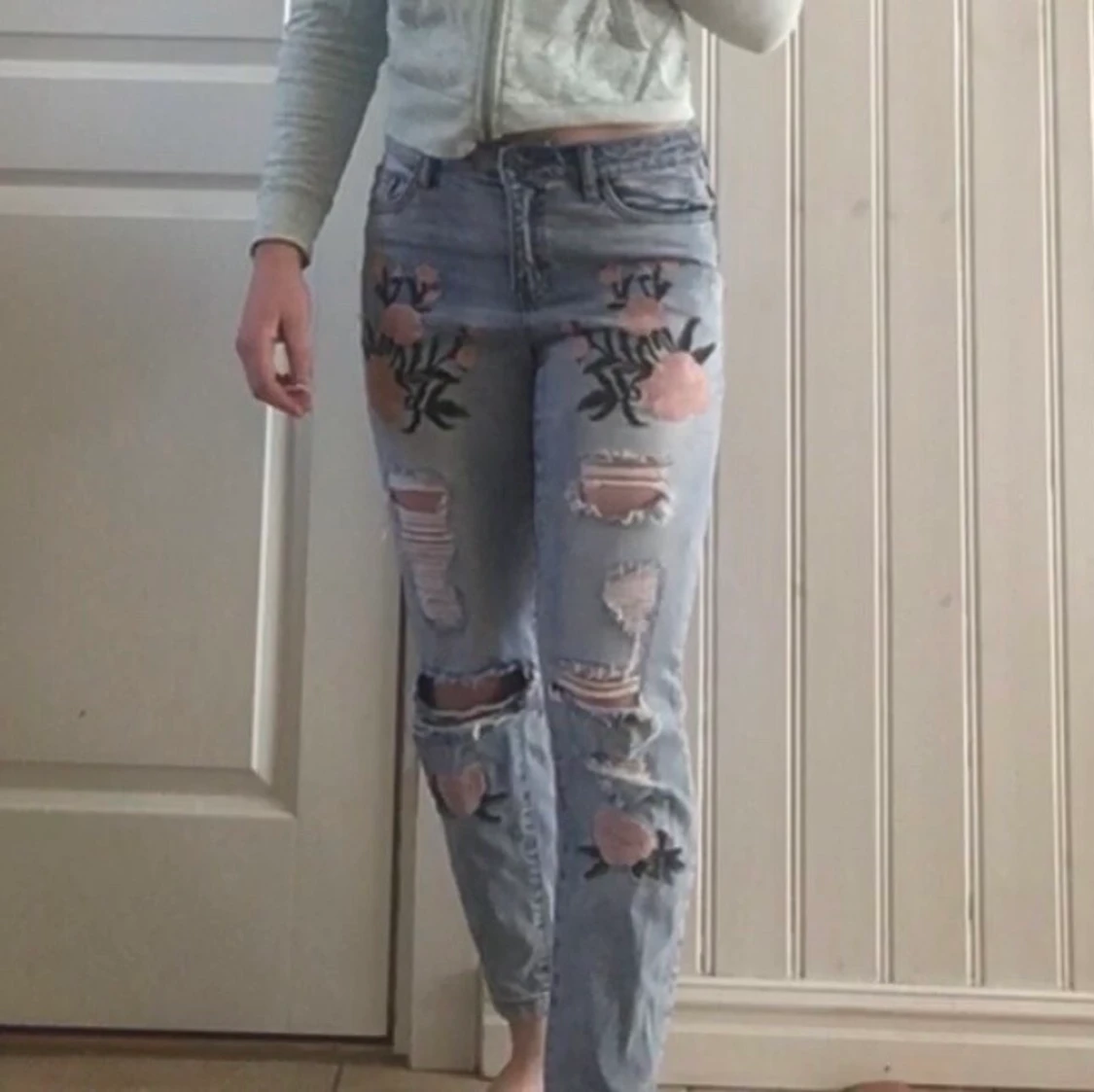 Jeans med jättefina detaljer!