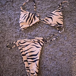 Shein bikini - Jätte fin bikini! Aldrig använd då jag köpte två styckna,  Passar även en S skulle ja säga❤️