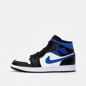 Söker Jordans i stl 39 - Jag söker dessa Jordans i stl 39, helst inte över 2000