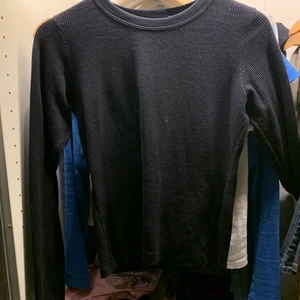 Tröja - Basic tröja från brandy men använder inte! Kontakta 0760149055 för att köpa❤️