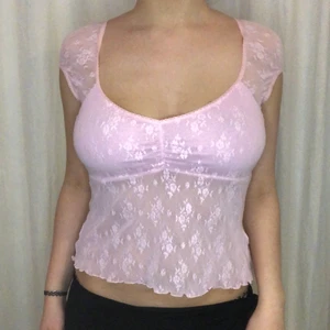 y2k rosa topp - storlek XS och S. kan mötas upp i stockholm eller fraktar 🖤