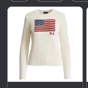 Säljer en fin Ralph lauren tröja med USA flaggan på, i nyskick. Köpt på Plick så därmed inget kvitto, men fortfarande nästintill ny!💕🙏🏼 