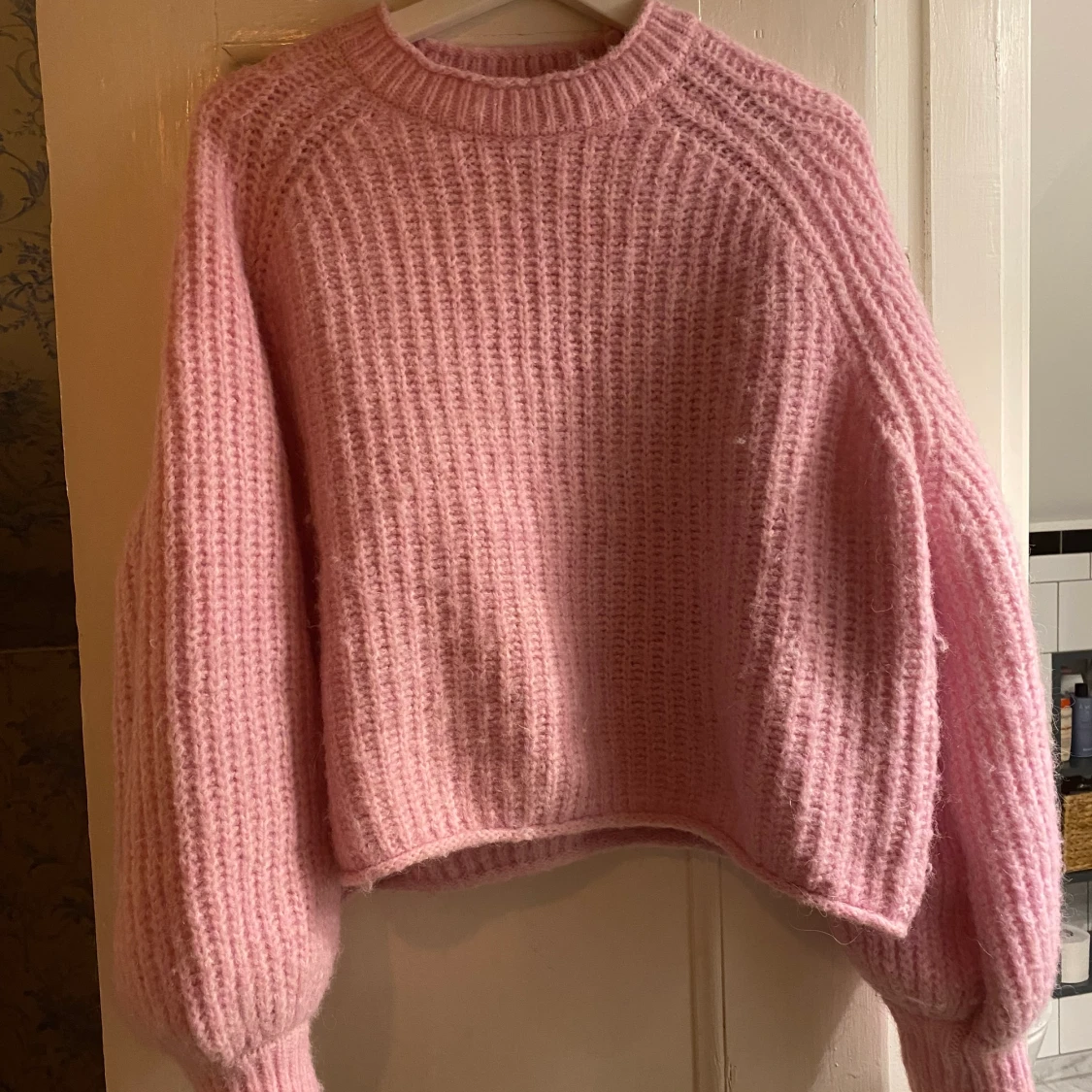 Rosa stickad tröja från H&M - 90