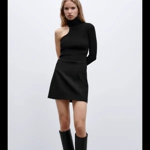 Zara tröja - Super fin zara tröja, aldrig använd nypriset är 299💗