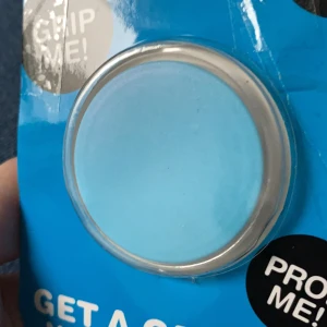 NY POPSOCKET - En underbar himmelsblå pop socket från den kända sidan i usa! Äkta och ny, råkade beställa fel färg! :(