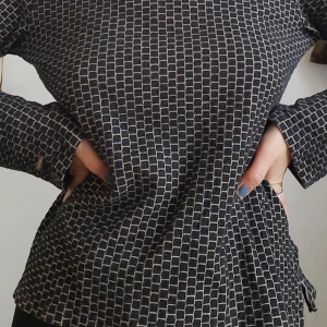 Tröja - Köpt 2hand, bra skick.