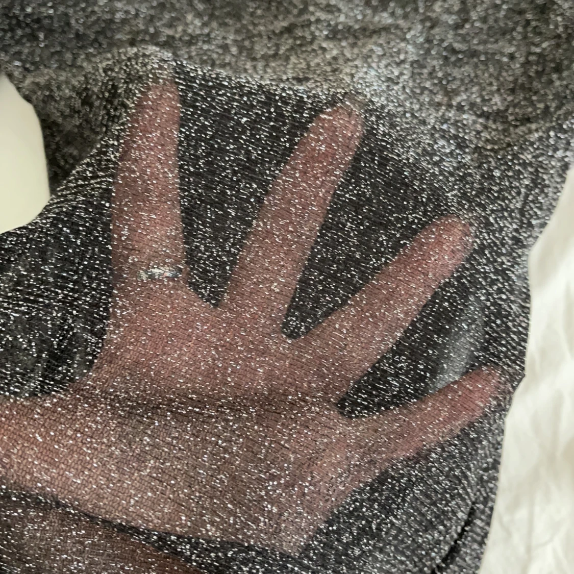 Genomskinlig glittrig topp  - 90