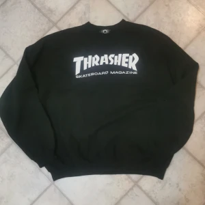 Thrasher tröja - Thrasher tröja i fint skick! Endast använd ett fåtal gånger. Nypris var ca 800 kr. 